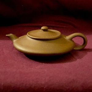 Vintage Chinese Yixing Teapot!